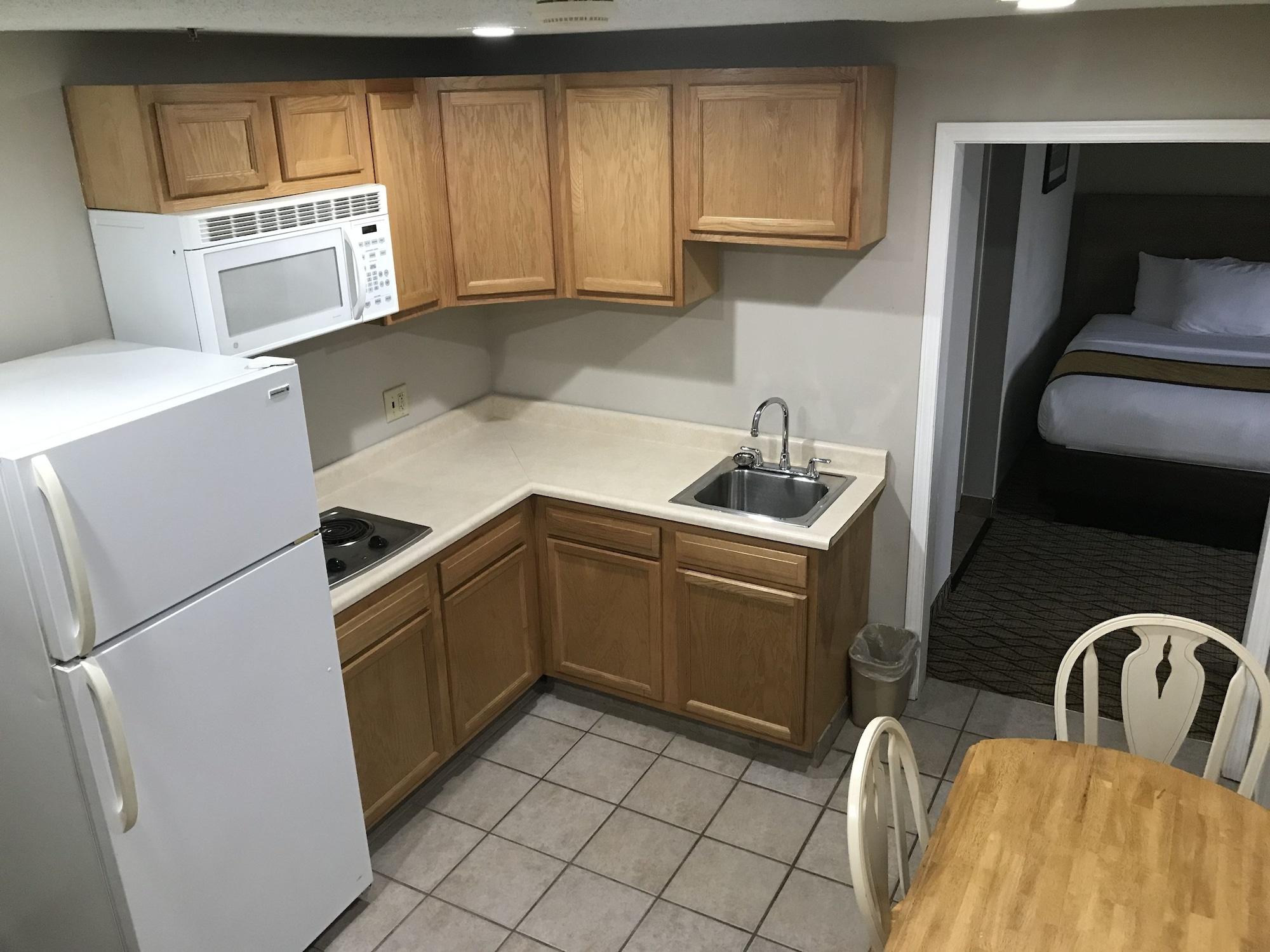 Hotel Baymont By Wyndham Grand Rapids Airport Cascade