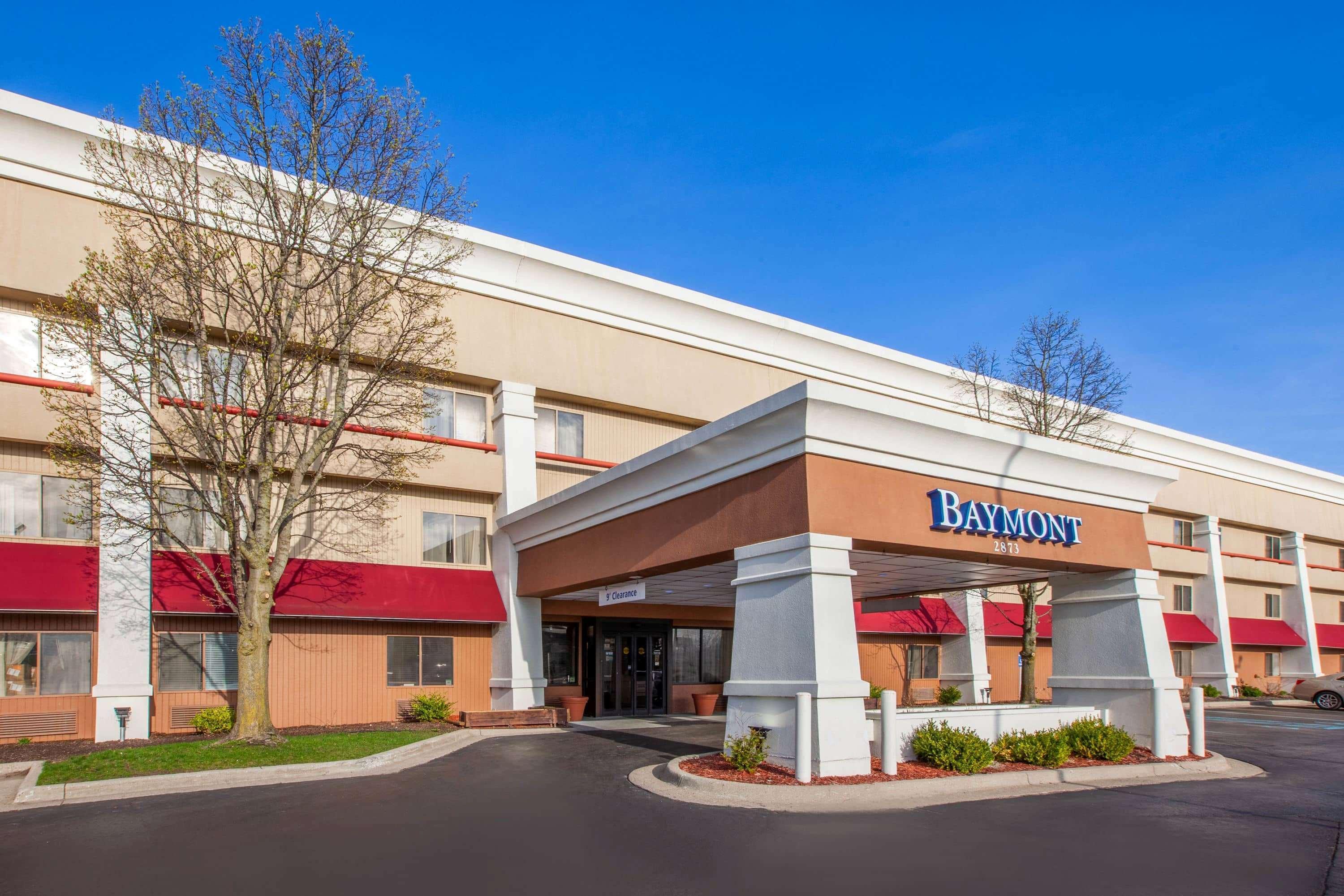 Hotel Baymont By Wyndham Grand Rapids Airport