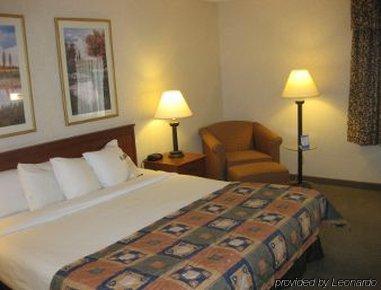 Hotel Baymont By Wyndham Grand Rapids Airport Cascade