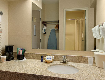 Baymont By Wyndham Grand Rapids Airport Cascade